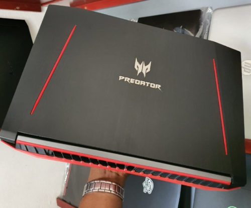 Acer predator Helios 300 - PC Gaming | 24 Go RAM - 256Go SSD + 2To HDD- 6Go dédié – Image 4